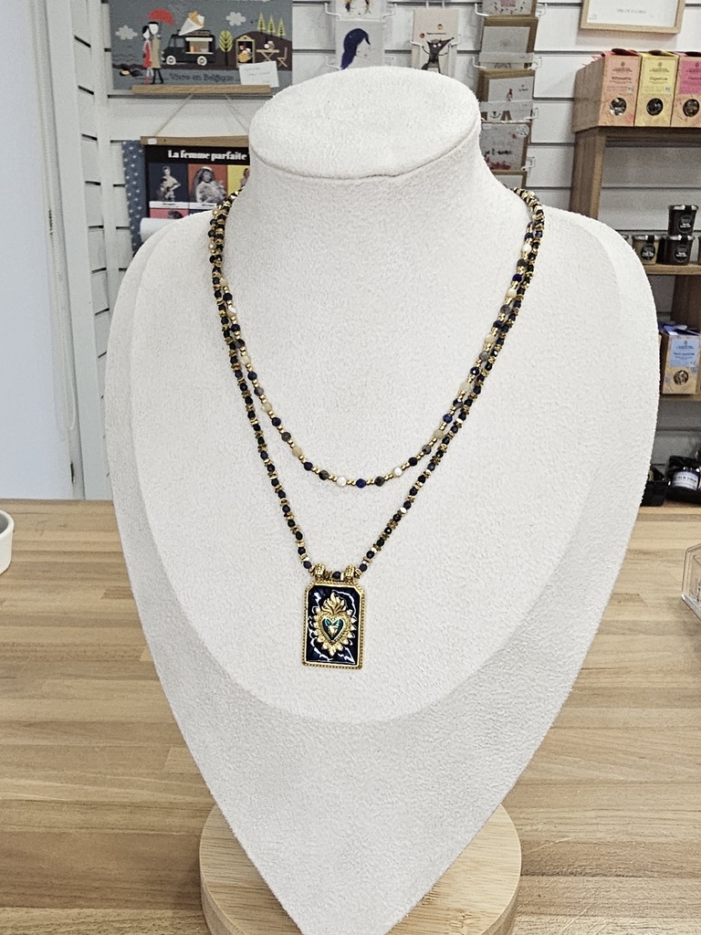 Collier tendance petites fleurs (copie)