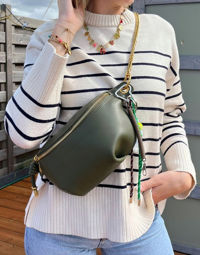 Sac Banane en cuir kaki – Sophia Delli