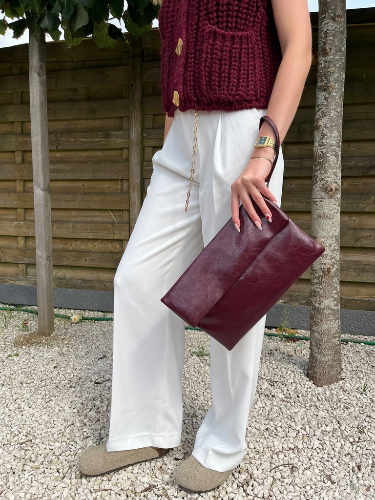 Pochette élégante avec bandoulière amovible – Sophia Delli