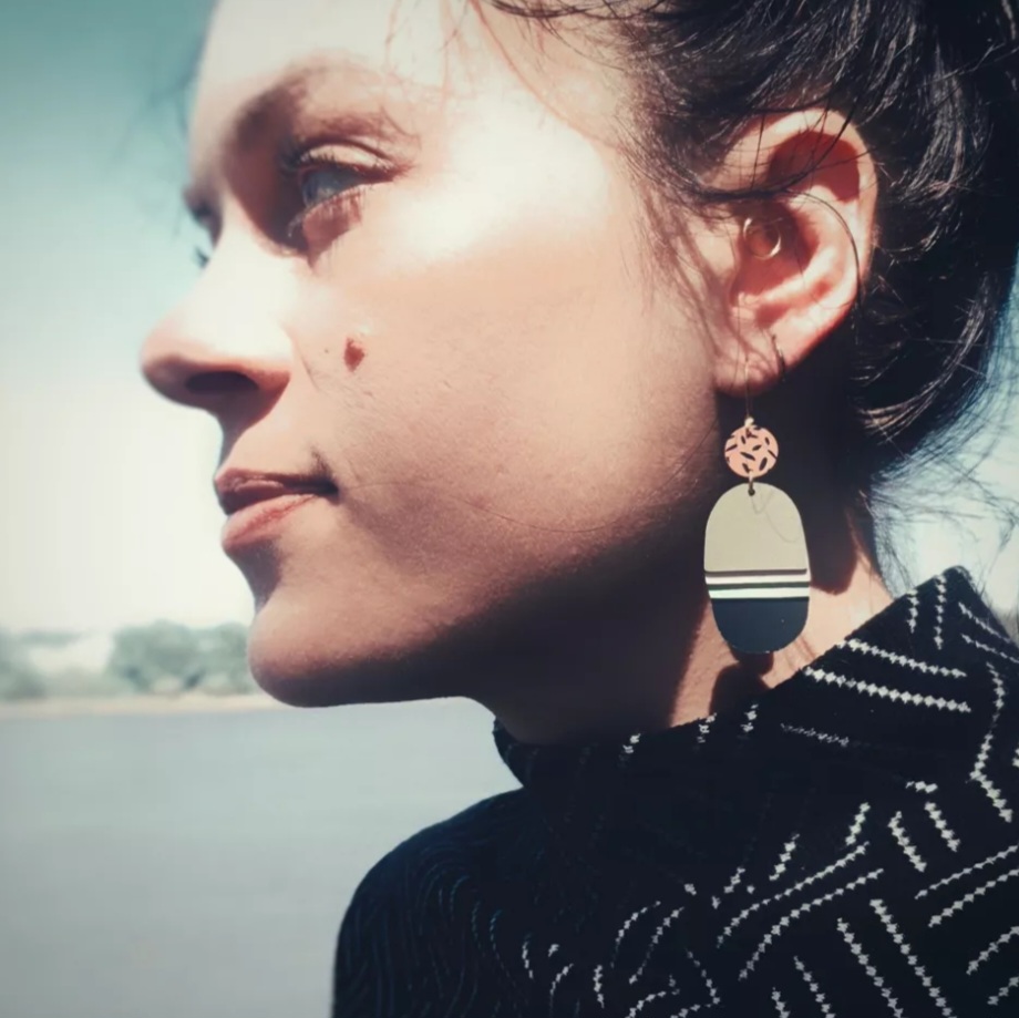 Boucles d’oreilles cœurs colorés mexicains EX VOTO - Noir & Or - RB13