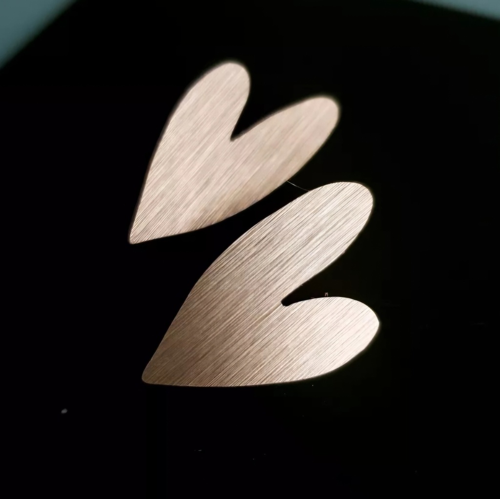 Mini boucles AMOR dorées - RB05