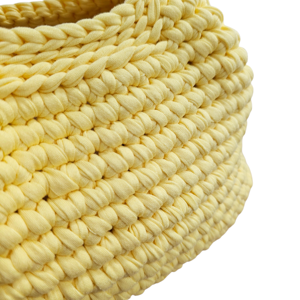 Sac crochet bleu ciel avec chaîne dorée – Sac tendance printemps été