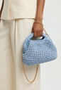 Sac crochet bleu ciel avec chaîne dorée – Sac tendance printemps été
