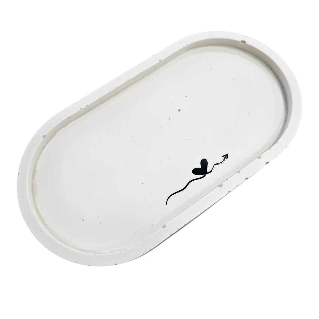 Petit plateau en jesmonite “cœur” – Vide-poche décoratif fait main - Lynie