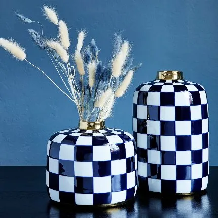 vases werner.webp