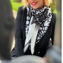 Little Oh - Foulard carré 01