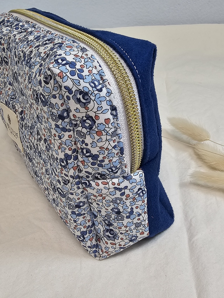 Trousse prairie bleu biface - petit format