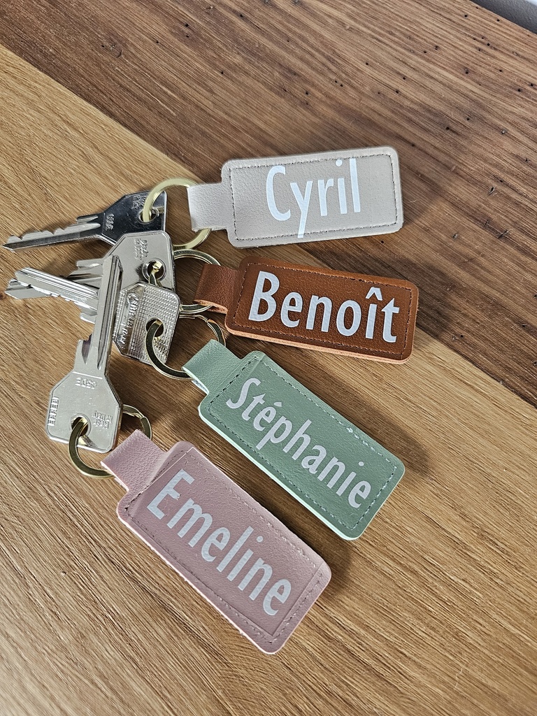 Porte-clés en simili cuir – personnalisable