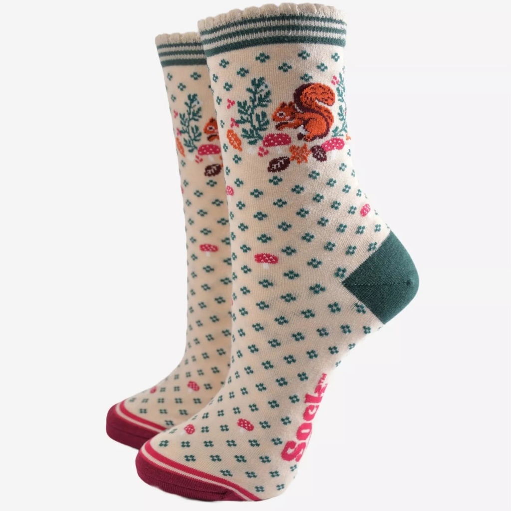 Chaussettes en bambou pour femmes - beige/vert, Écureuil 