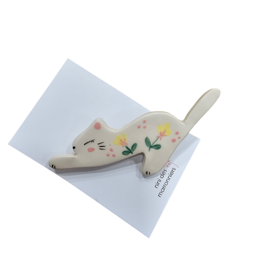Broche céramique « Chat yoga » – Nini des Marronniers