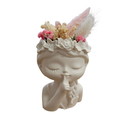 Demoiselle Sélène – Figurine en jesmonite avec fleurs séchées, décoration artisanale douce - Lynie