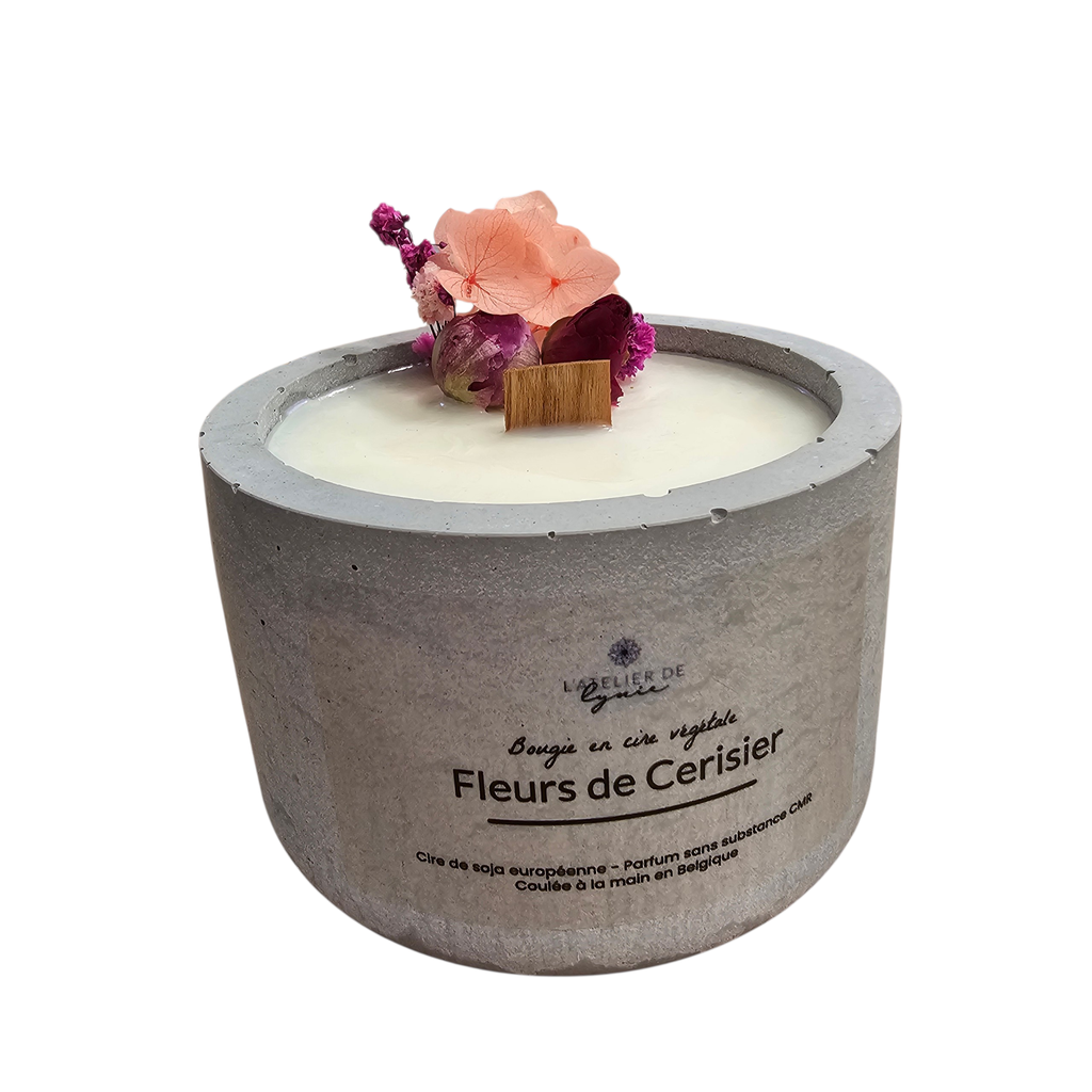 Bougie artisanale parfumée Fleurs de Cerisier – Cire végétale & Végan – Lynie