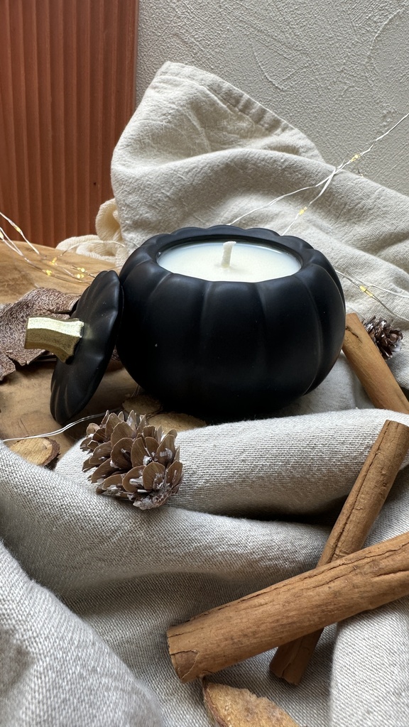 Mimpi - Bougie citrouille noire