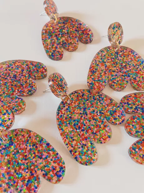 Boucles d’Oreilles Le Strict Maximum – Création Française en Plexiglas