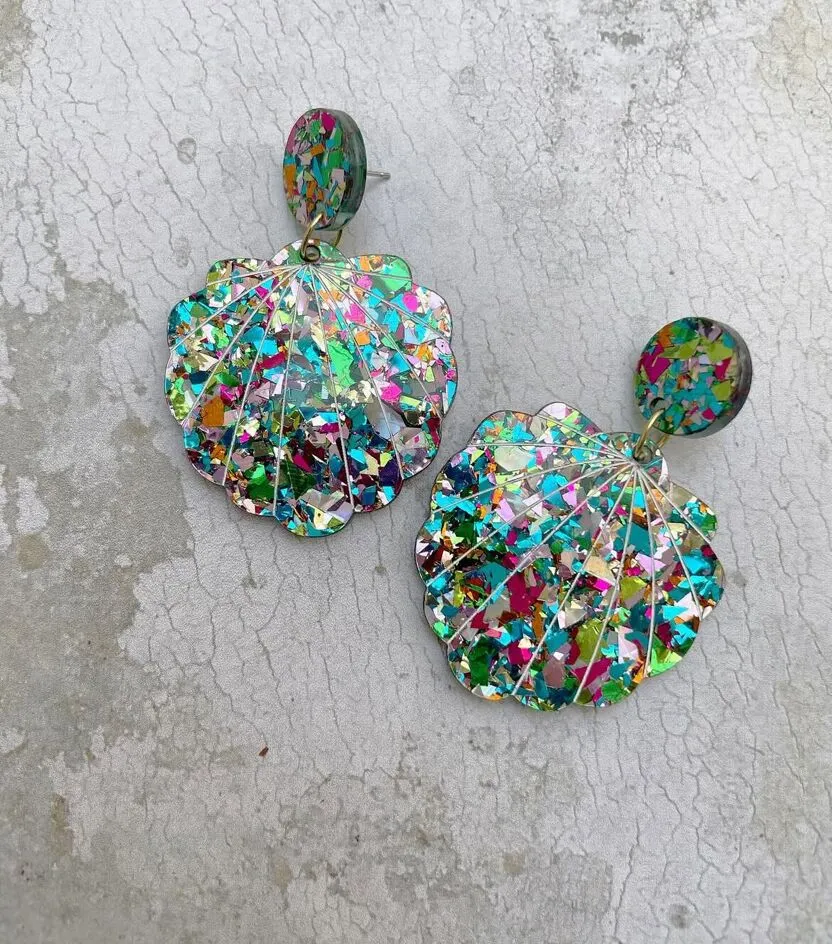 Boucles d’Oreilles Le Strict Maximum – Création Française en Plexiglas