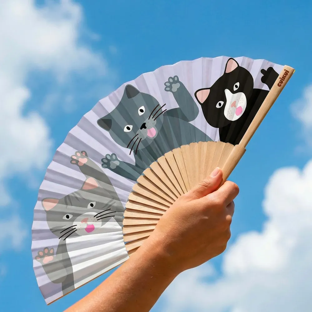 Éventail Kitty Gang CuiKui – Éventail illustré chats par Thomas Gravereau