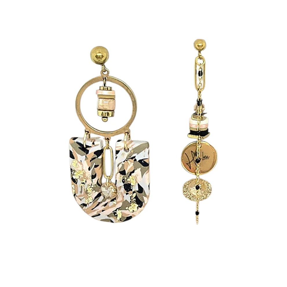 Boucles d’oreilles asymétriques Hace Loca (Réf 012) – Créatrice belge