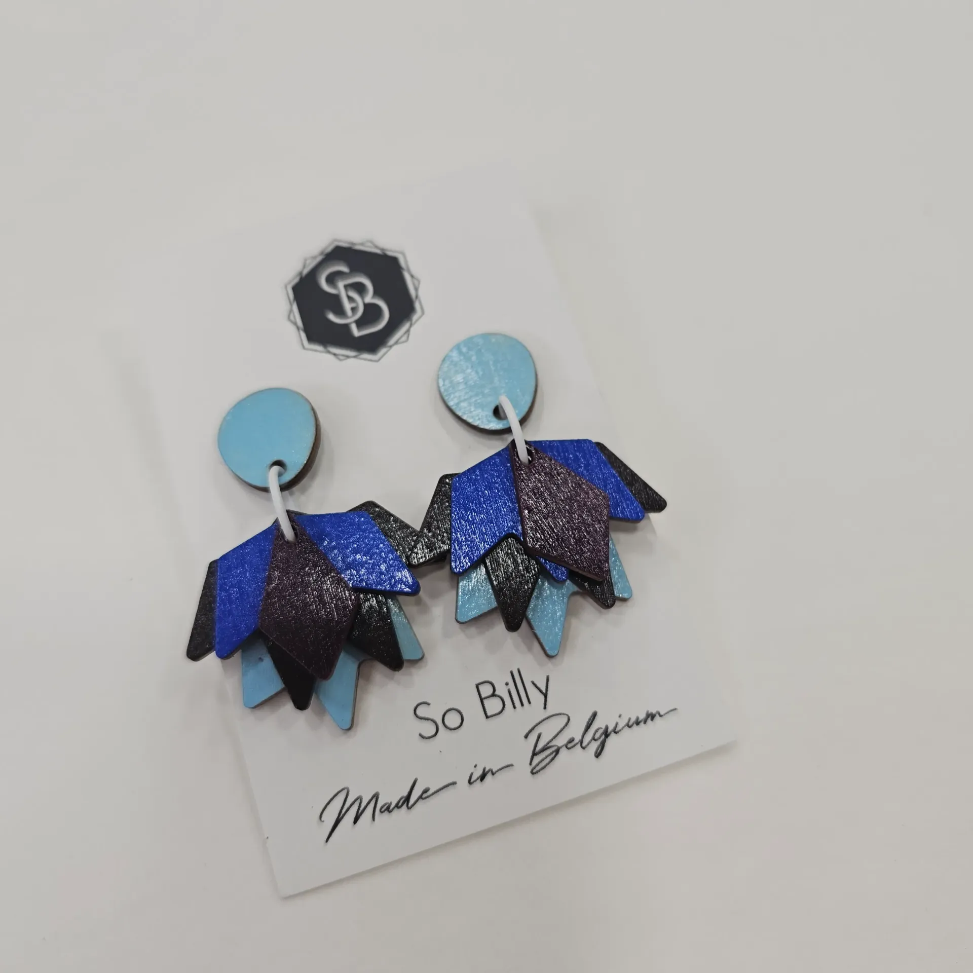 Boucles d’oreilles Flory en bois - bleu – So Billy